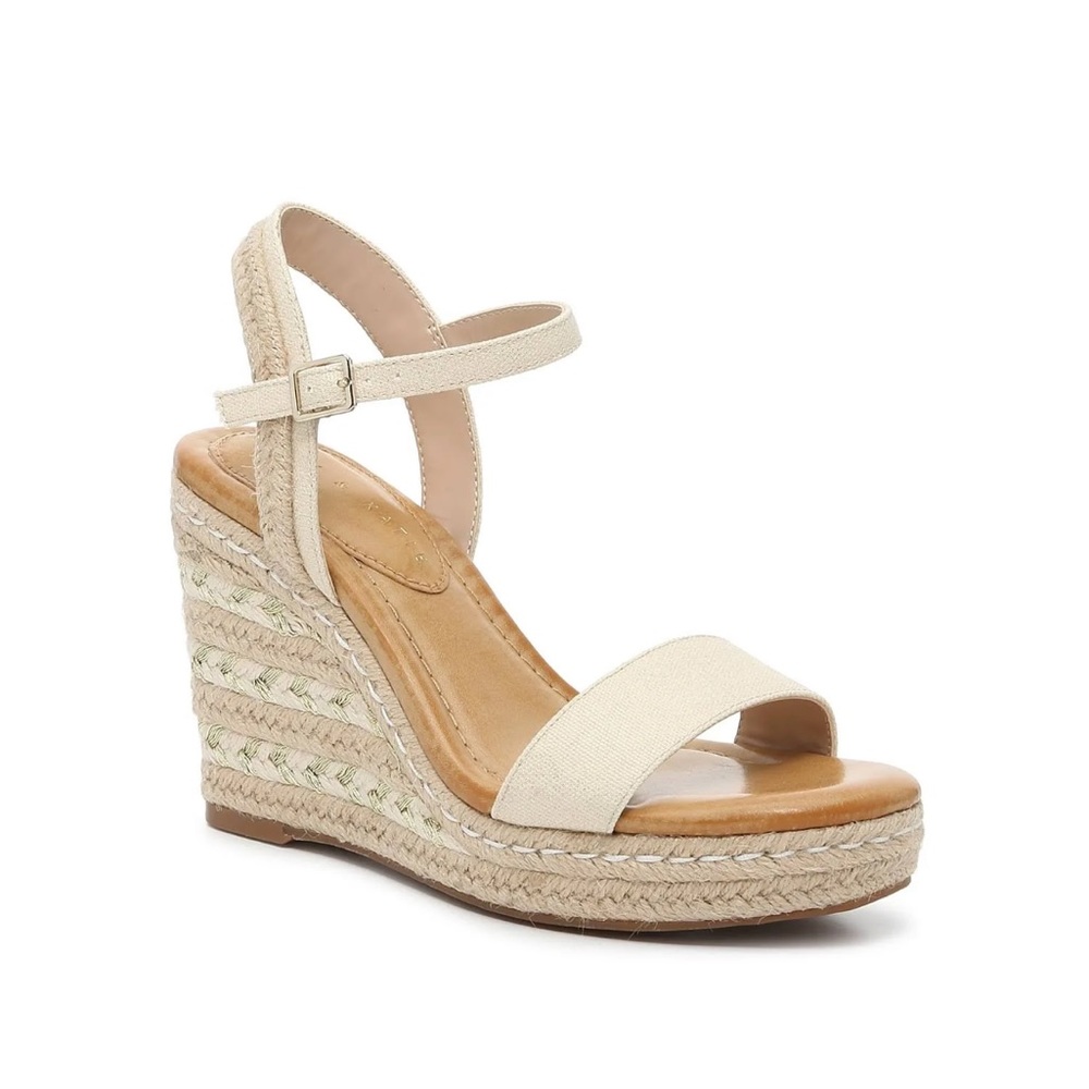 Kelly & Katie Gwennan Espadrille Wedge Sandal NIB Beige/Gold Metallic Size 8.5